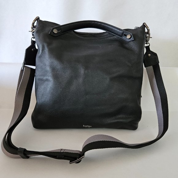 lululemon belt bag interior Lululemon Everywhere Belt Bag Review: Affordable and Chic for Travel